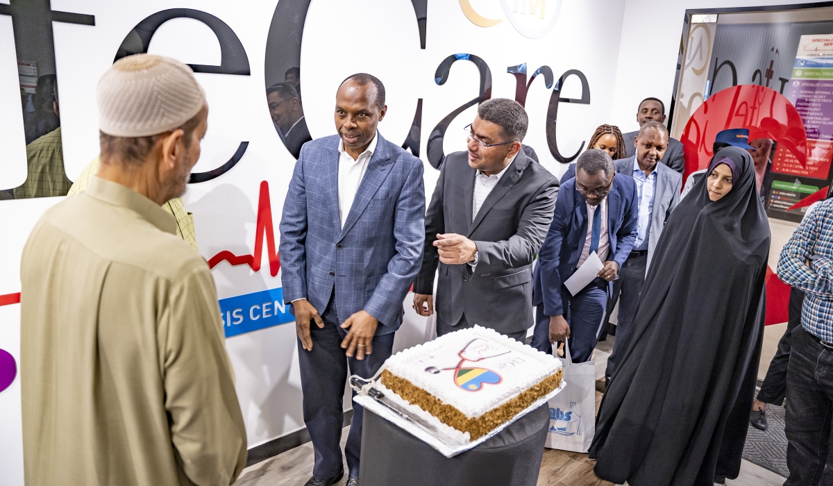 CEO of Rwanda Development Board,  Francis Gatare, and Managing Director of Life Care Rwanda, Ali Manji tour the medical facility launched on Wednesday, June 26. Photos by Emmanuel Dushimana