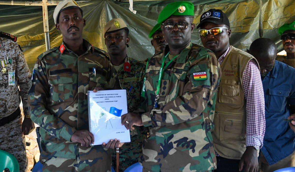 The African Union Transition Mission in Somalia (ATMIS) handed over Abdalle Birolle military base to the Somali National Army (SNA)  on Saturday,June 30. Courtesy