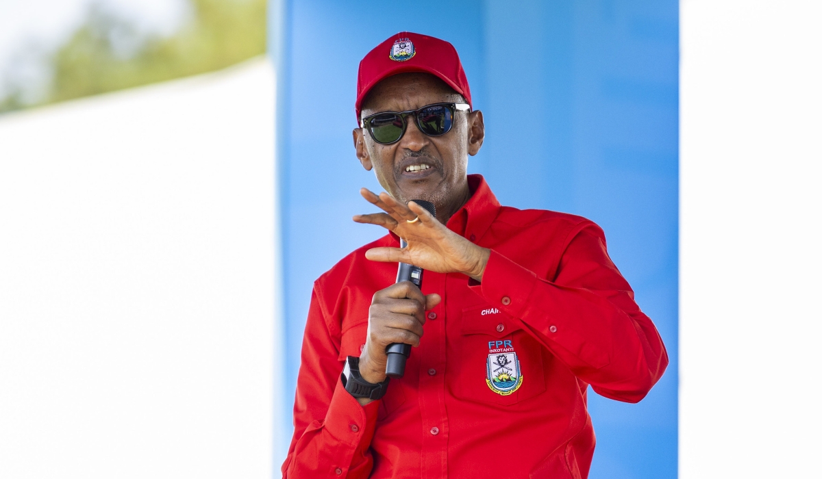 RPF&#039;Inkotanyi candidate Paul Kagame addresses over 170,000 residents from Kirehe and Ngoma districts at Kirehe Gardens, on Tuesday, July 2.  All photos by Olivier Mugwiza