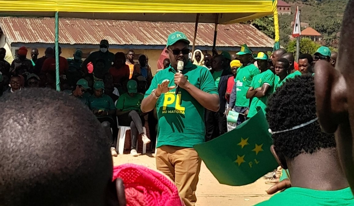 PL members present their manifesto during the party’s campaign rally in Nyamasheke District on Wednesday, July 3. Photo: Courtesy.