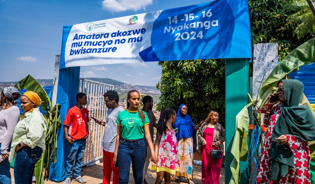 Voters at  GS Camp Kigali polling site in Nyarugenge District on July 15. Photo by Craish Bahizi