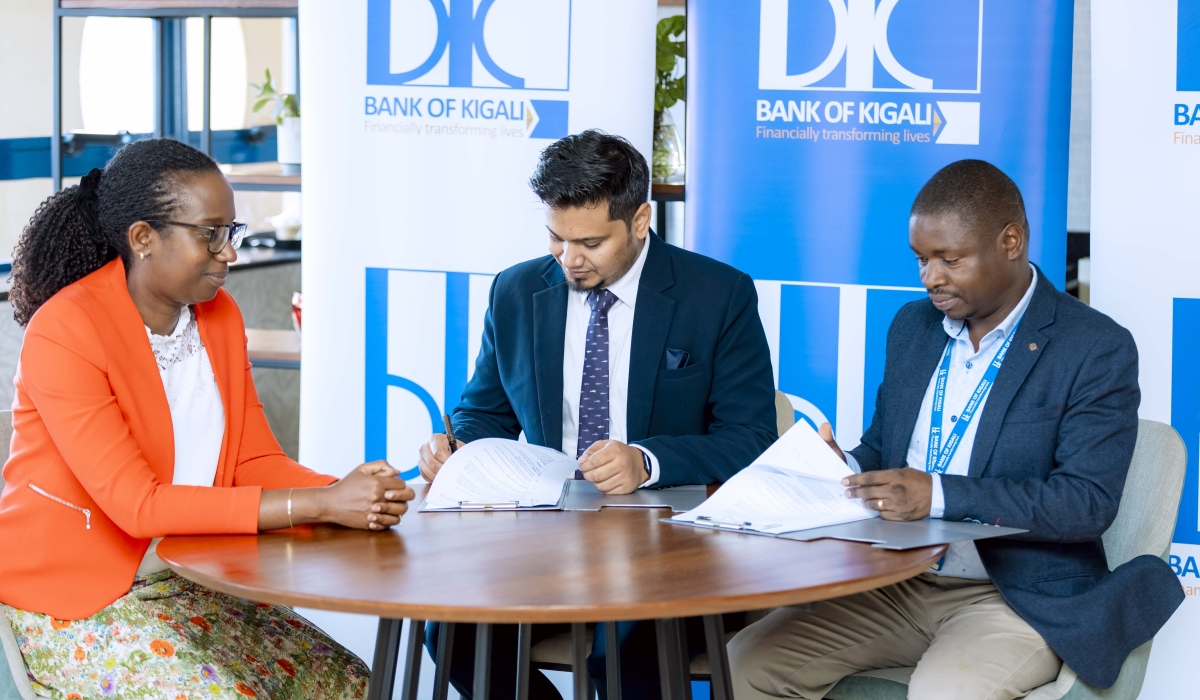 Bank of Kigali CEO Diane Karusisi graces the signing ceremony of the partnership with Veefin Solutions, a global leader in Supply Chain Finance (SCF) and Banking-as-a-Service (BaaS) solutions. Courtesy Bank of Kigali CEO Diane Karusisi graces the signing ceremony of the partnership with Veefin Solutions, a global leader in Supply Chain Finance (SCF) and Banking-as-a-Service (BaaS) solutions. Courtesy