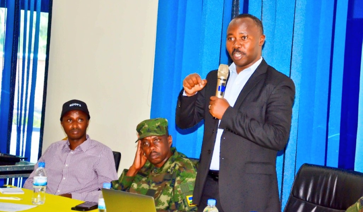 Mayor Prosper Mulindwa of Rubavu District addresses farmers during a meeting. According to farmers over 200 cows were recently stolen in Rubavu.