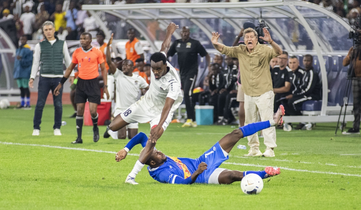 Rayon Sports head coach Robertinho shouts instructions to his players as APR&#039;s Darko Novic watches on during Saturday&#039;s goalless draw with APR FC-Emmanuel Dushimimana