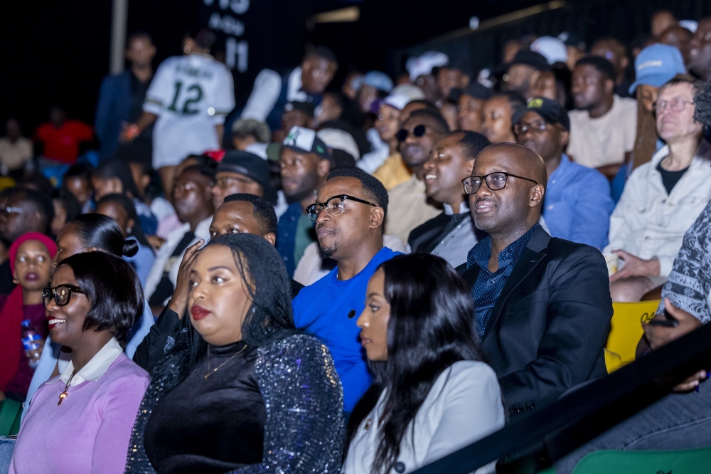 Among thousands of revelers who attended the show, Minister of Foreign Affairs Olivier Nduhungirehe was among them.