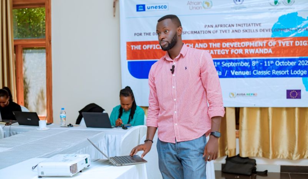 Chance Desire Iradukunda, the founder of Codible Group, a software engineering company during his presentation on the impacr of AI in Rwanda.