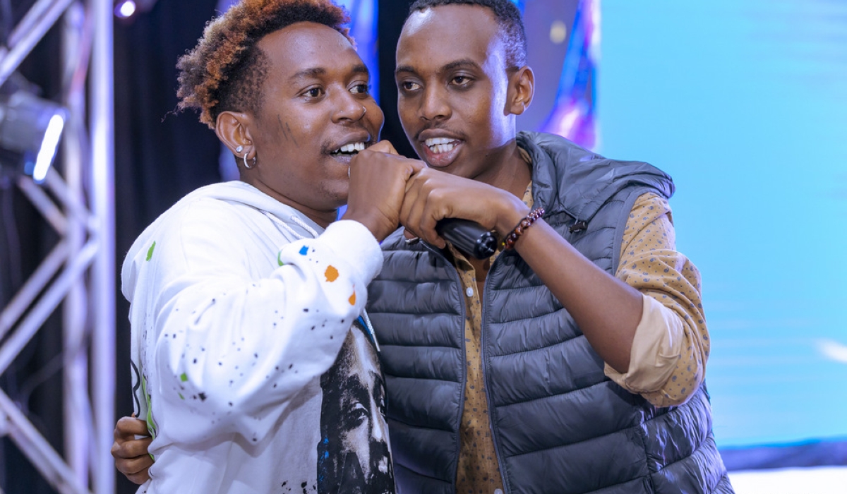 Rwandan comedian Samson Mucyo alias Sam Zuby (R) will on March 29 introduce Comedy for Peace which aims at uplifting communities-Photo by IGIHE