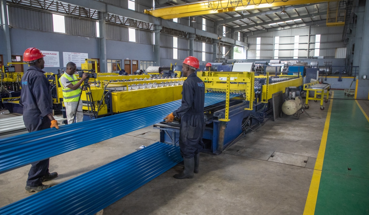 The overall industrial production in the formal sector increased by 7.1 per cent year-on-year, and by 9.4 per cent on an annual average basis in February. Craish BAHIZI