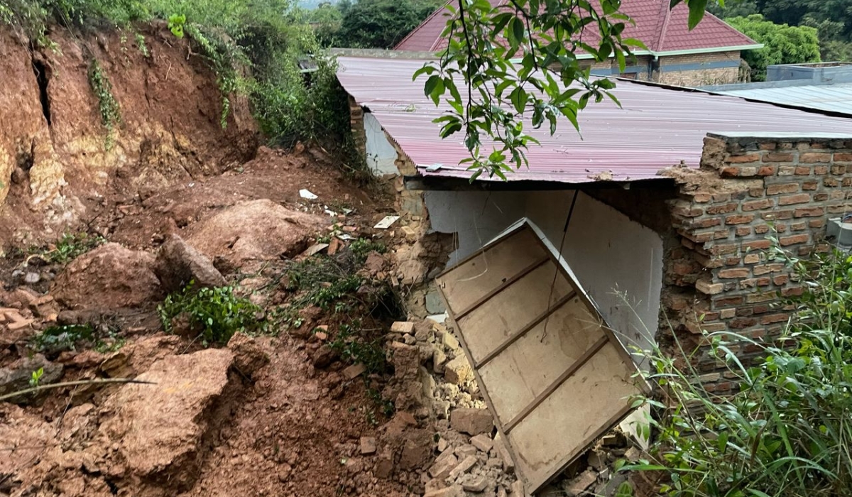 A view of an incident where a landslide hit an accommodation facility in Mulindi, Nyarugunga Sector, Kicukiro District on April 12. Photos by Moise Bahati