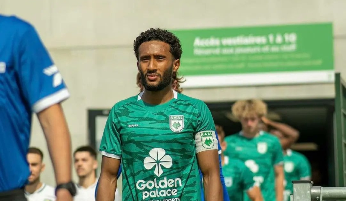 A win for Samuel Gueulette&#039;s Raal La Louviere against  Lommel this evening will see him playing in the Belgian topflight in the 2025/26 season.