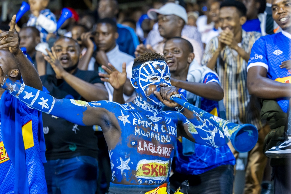 The crucial win enabled the Blues to return to the top of the table of the league. The crucial win enabled the Blues to return to the top of the table of the league.