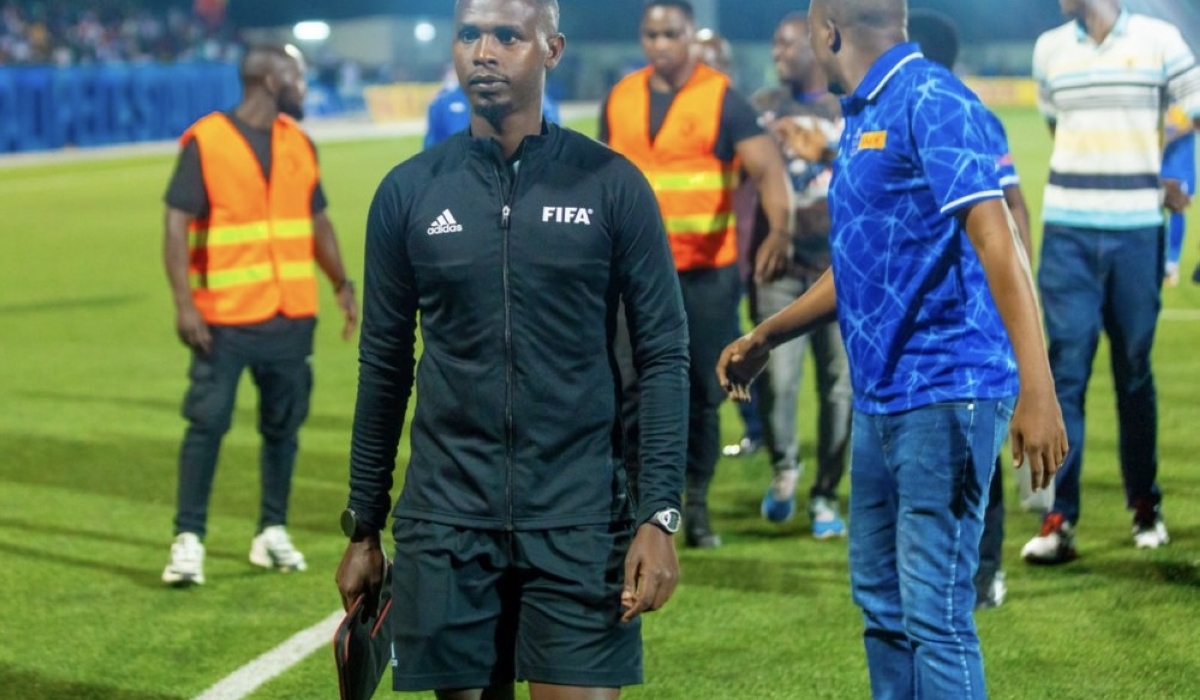 Referee Patrick Ngaboyisonga was at the center of controversy during Bugesera FC Vs Rayon Sports match on Sunday, May 17 in Nyamata-IGIHE