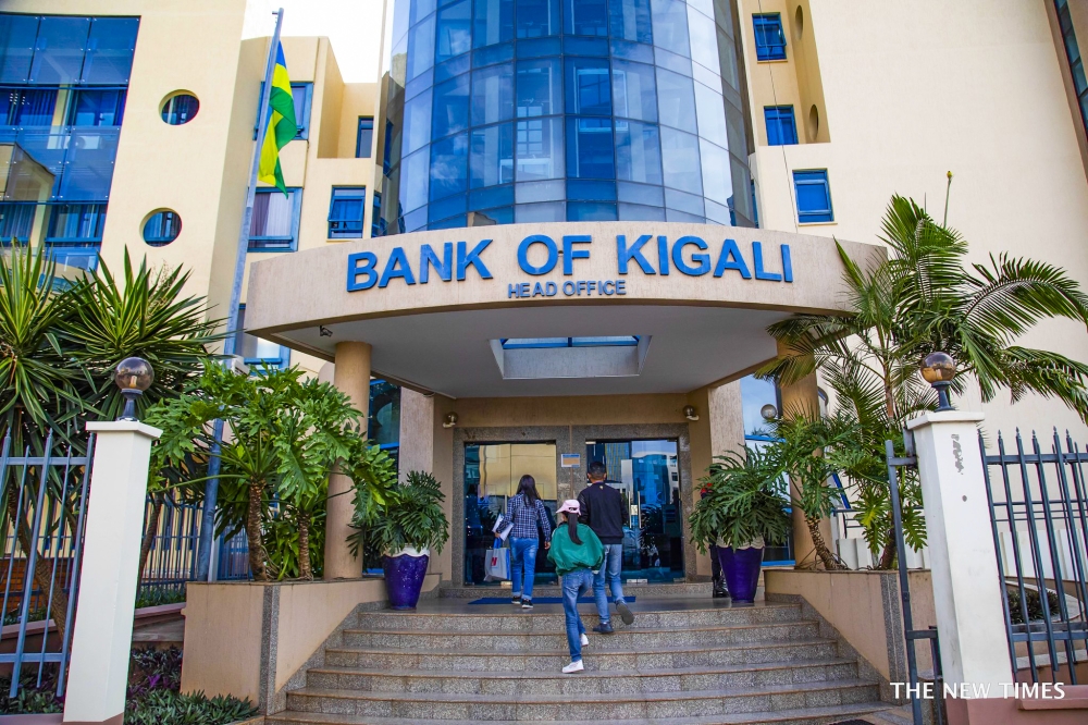 The banking industry provides a powerful example of this evolution of customer service. Craish BAHIZI