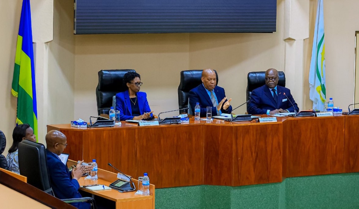 The president of the Parliamentary Assembly of La Francophonie (APF), Hilarion Etong (Right) and Senate President Francois Xavier Kalinda and Speaker of Chamber of Deputies Gerturde Kazarwa during a meeting in Kigali