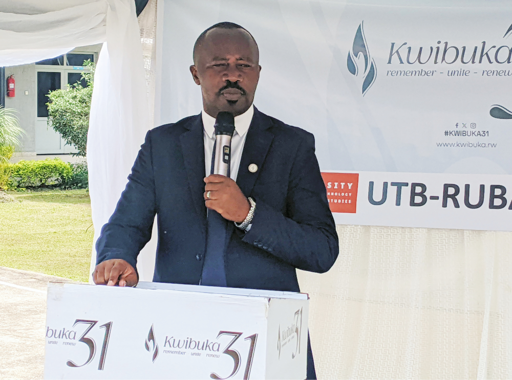 Prosper Mulindwa, the Mayor of Rubavu District, addresses the border community during an event to commemorate the 1994 Genocide against the Tutsi, held on Friday, May 30, in Rubavu town. Photos by Germain Nsanzimana
