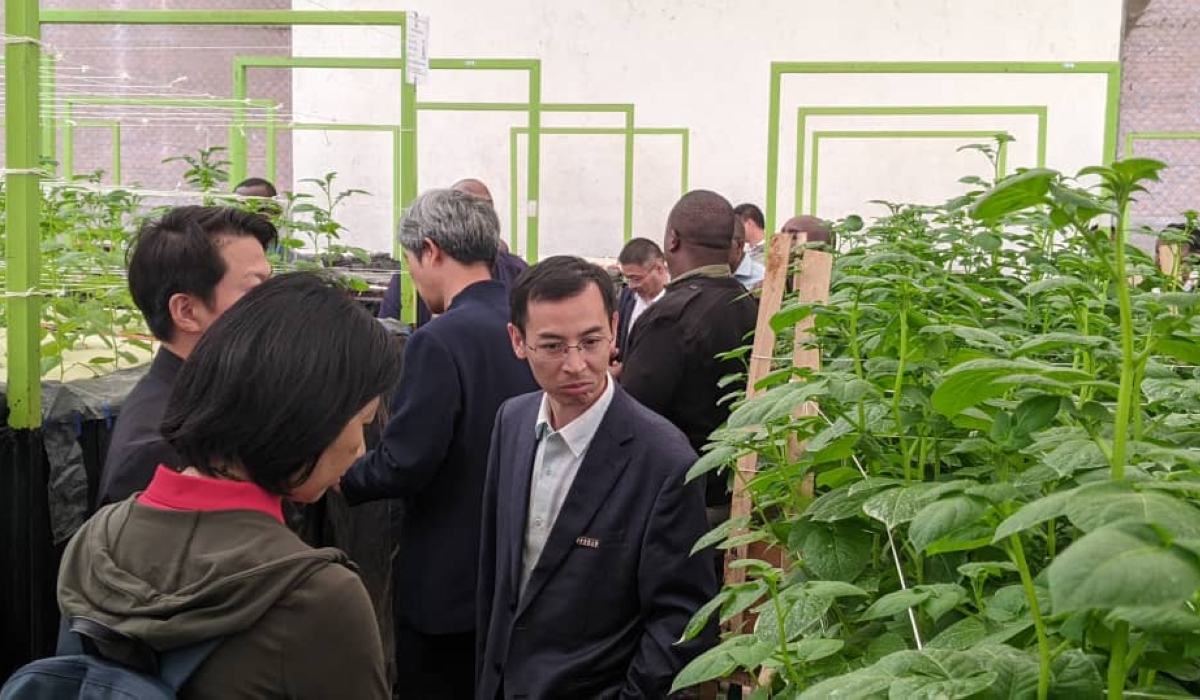 Officials of the University of Rwanda (UR) and Huazhong Agricultural University during a guided tour of the College of Agriculture, Animal Sciences and Veterinary Medicine (CAVM). Photo by Germain Nsanzimana