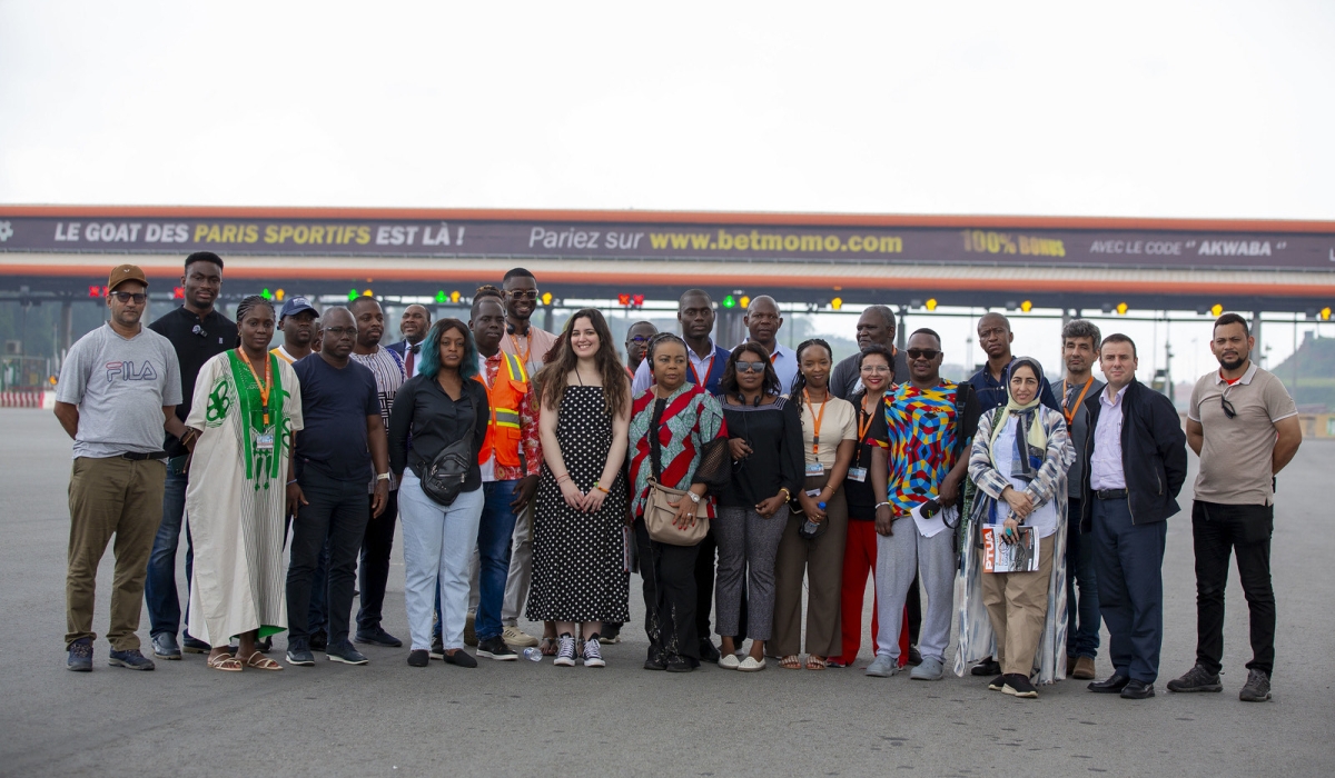International journalists from across the continent pose for a group photo ahead of the African Development Bank Group&#039;s Annual Meetings Abidjan, Côte d&#039;Ivoire.
