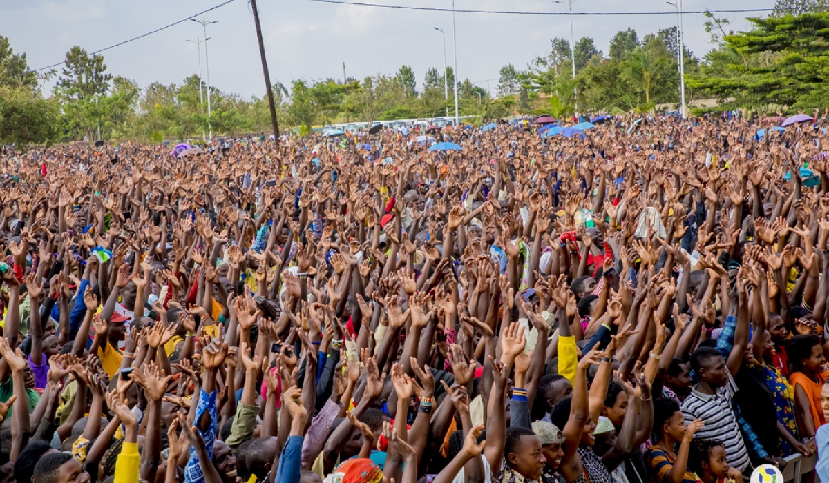 Thousands of believers join Bosebabireba while performing at Miracle Gospel Harvest Crusade in  Bugesera in 2023. RGB warned organising religious events without ensuring the safety and security of the congregation.