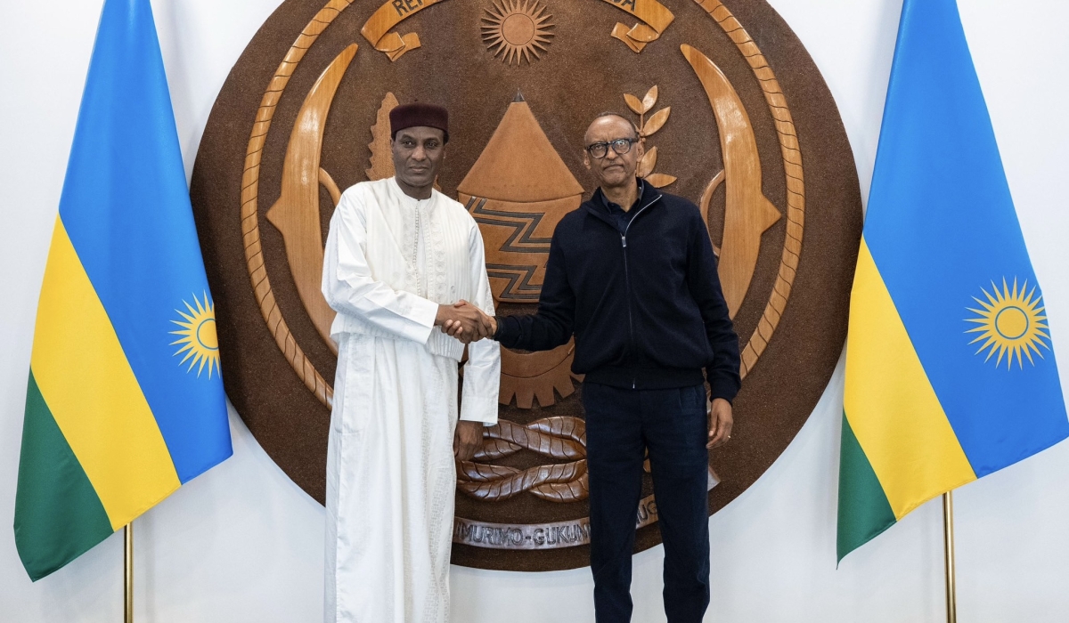 President Paul Kagame  meets with the Prime Minister of Niger, Ali Mahaman Lamine Zeine, at Village Urugwiro on Tuesday, July 1.Village Urugwiro