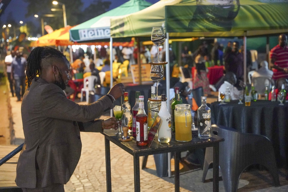 Peer pressure is the influence that people in your age group—or social circle—have on your behavior, decisions, or actions. It often involves feeling pushed to conform to group norms or expectations. Craish Bahizi