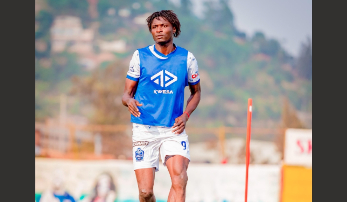 Rayon Sports new signing Chadrack Bingi Belo had his first training session with the rest of the squad on Fdidah, July 11- courtesy photo.