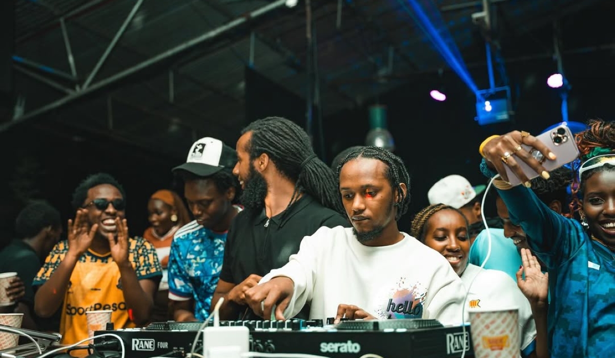 @dj__inno really set up the fire at Depot 37 (@mundi_center) 