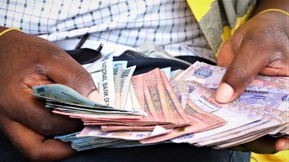 Rwanda’s 2021 asset declaration law requires public officials to submit their declarations electronically to the Office of the Ombudsman each year, no later than May 15.