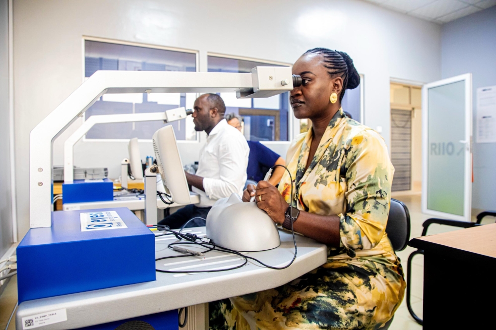 Rwandan ophthalmologists received training on July 23 at RIIO in Nyarutarama, using virtual reality simulators that replicate the human eye in 3D for surgical practice. Photos: Keza Kellya.