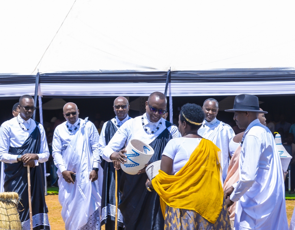 The Minister of National Unity and Civic Engagement, Jean-Damascène Bizimana, together with other officials, joins Kayonza residents during a past Umuganura celebration in Kayonza District. File photo