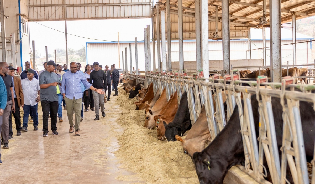 Prime Minister Justin Nsengiyumva and other officials during a guided tour of Gabiro agri hub in Nyagatare. Courtesy