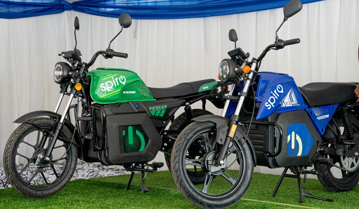 Spiro, a leading Pan-African electric vehicle company, has rolled out affordable electric bikes, the Ekon 450M1 and 450M2.  Photos by Kellya Keza