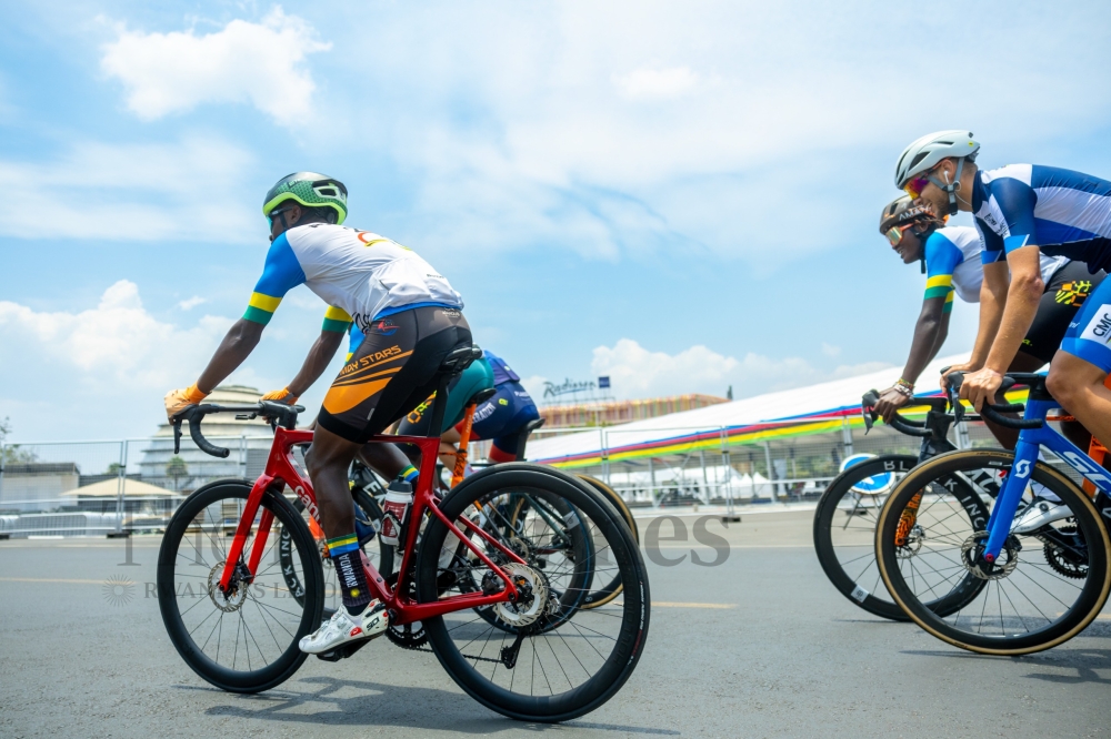 Team Rwanda and other riders from different countries during a training session in the routes that will be used during the 2025 UCI Road World Championships in Kigali. All photos by Olivier Mugwiza