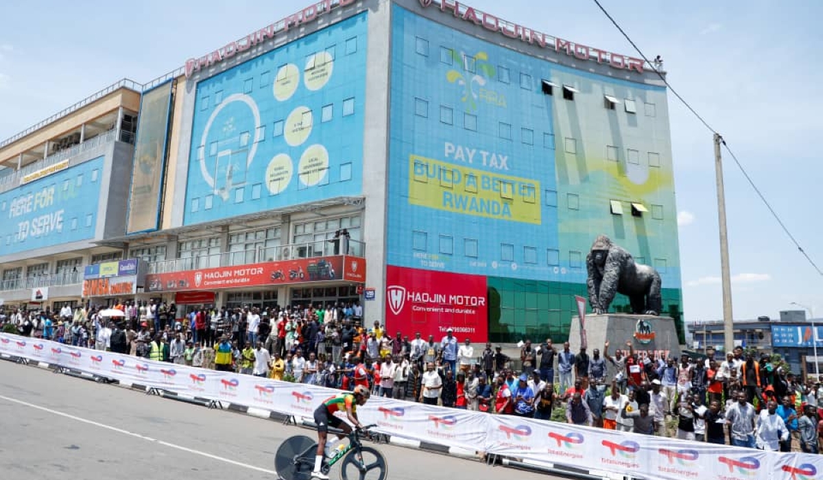 Thousands of cycling fans turned up for the UCI Road World Championships in Kigali on Sunday, September 21. Photos by Dan Gatsinzi