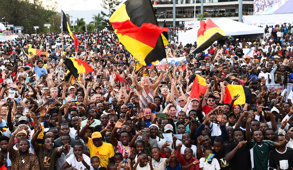 Thousands of cycling fans gather at the Kigali Convention Centre to watch the UCI Road World Championships on Sunday, September 21. Photo by Dan Gatsinzi