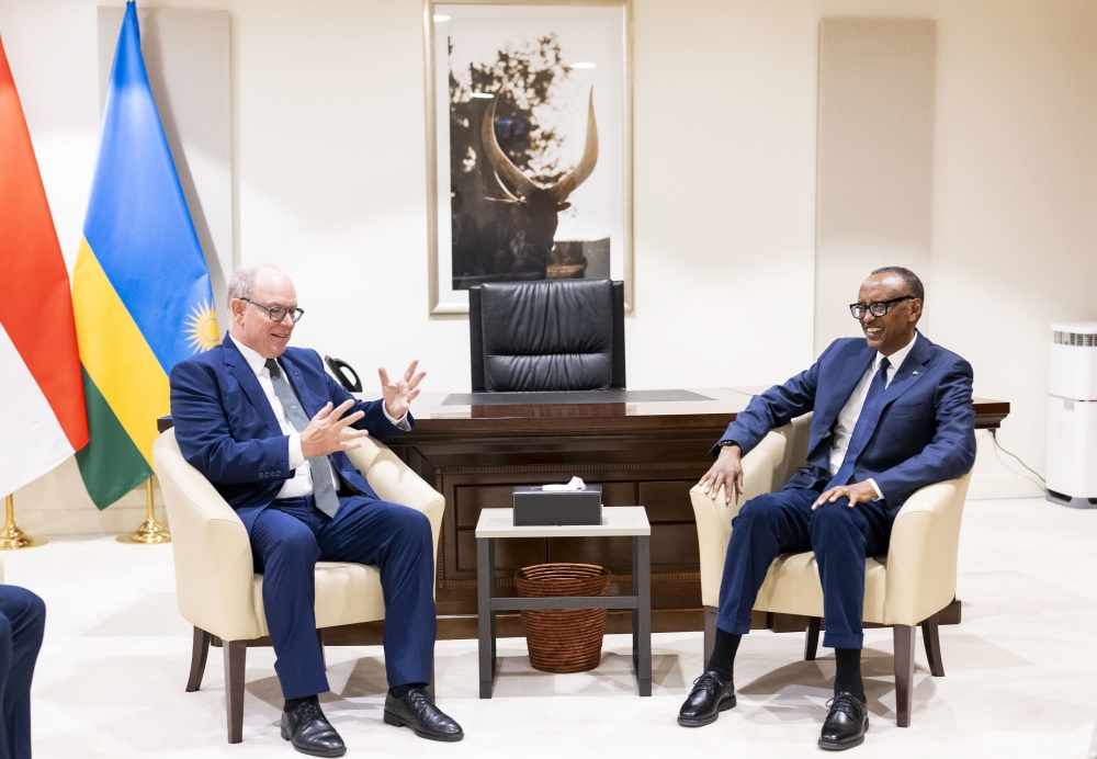President Paul Kagame meets with Prince Albert II, the Monaco royal, on the sidelines of UCI Gala Dinner in Kigali on Saturday, September 27. Photo by Village Urugwiro