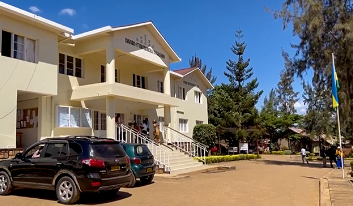 Gasabo Intermediate Court has reopened the trial of Davis Manzi Sezisoni, founder of Billion Traders Ltd, and his wife, Sophie Akaliza, over alleged financial crimes linked to their online forex business.