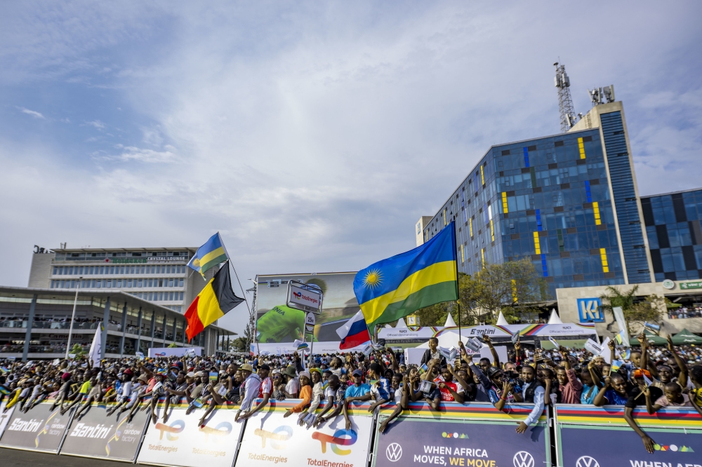 Thousands of Rwandans lined the routes from Mur de Kigali to Nyabugogo, turning the race into a festival of music, drumming, and spontaneous dance.