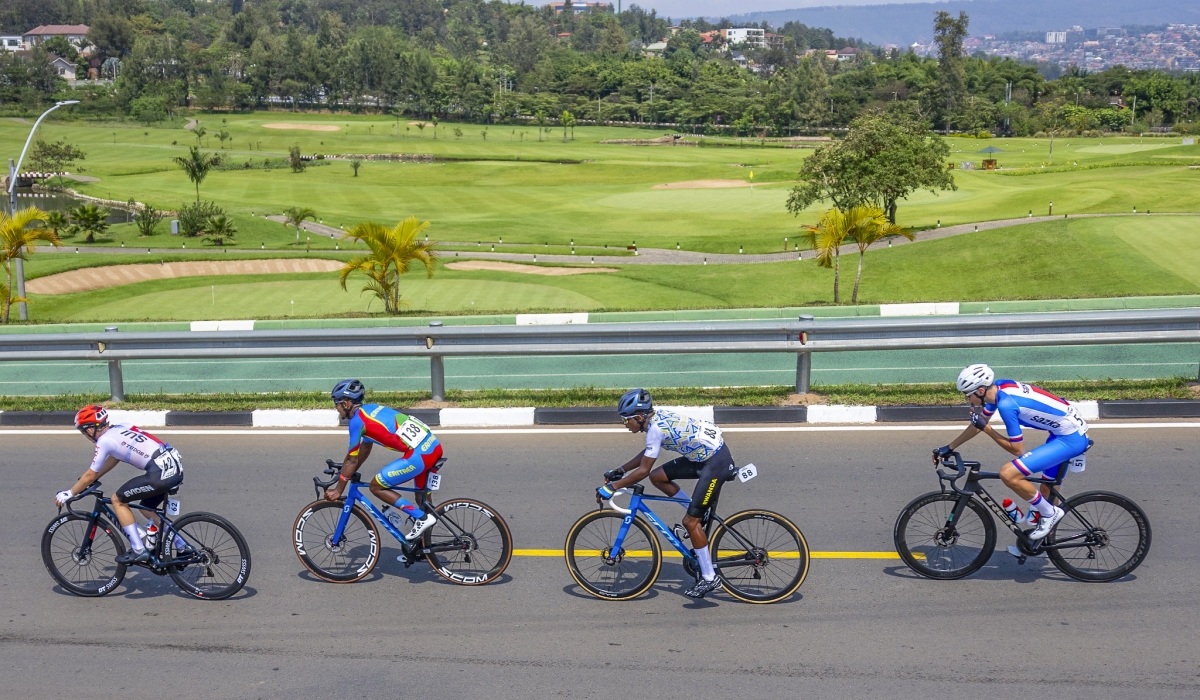 Riders in a breakaway around Kigali Golf Course during the 2025 UCI Road World Championships. Olivier Mugwiza