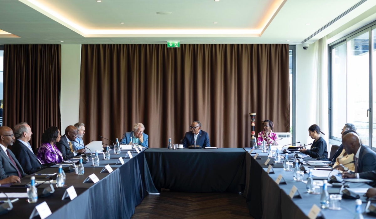President Paul Kagame chairs the Presidential Advisory Council  at Kigali Golf Resort on Tuesday, October 14. Photo by Village Urugwiro