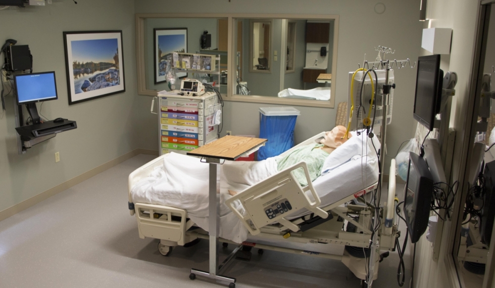 Virtual hospital allows specialists to treat patients remotely nationwide