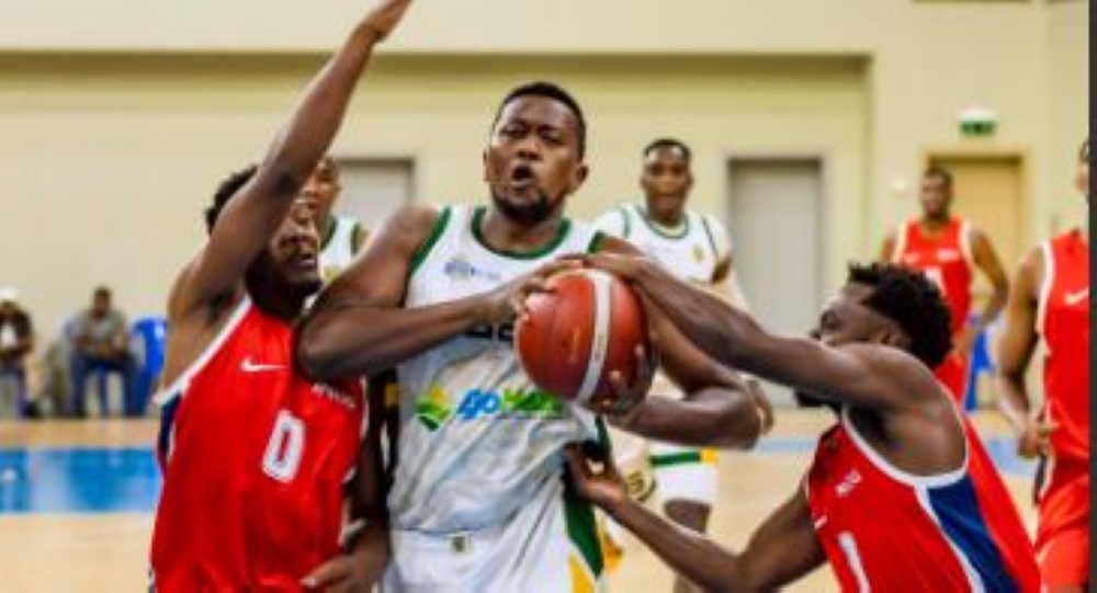 Players during the game. FERWABA has an opportunity to take a visionary leadership role by designing a salary cap system suited to Rwanda’s unique basketball landscape.