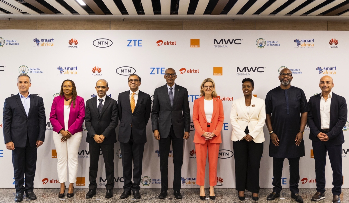 President Paul Kagame and senior delegates pose for a group photo at the opening of the Summit in Kigali on October 21. Courtesy
