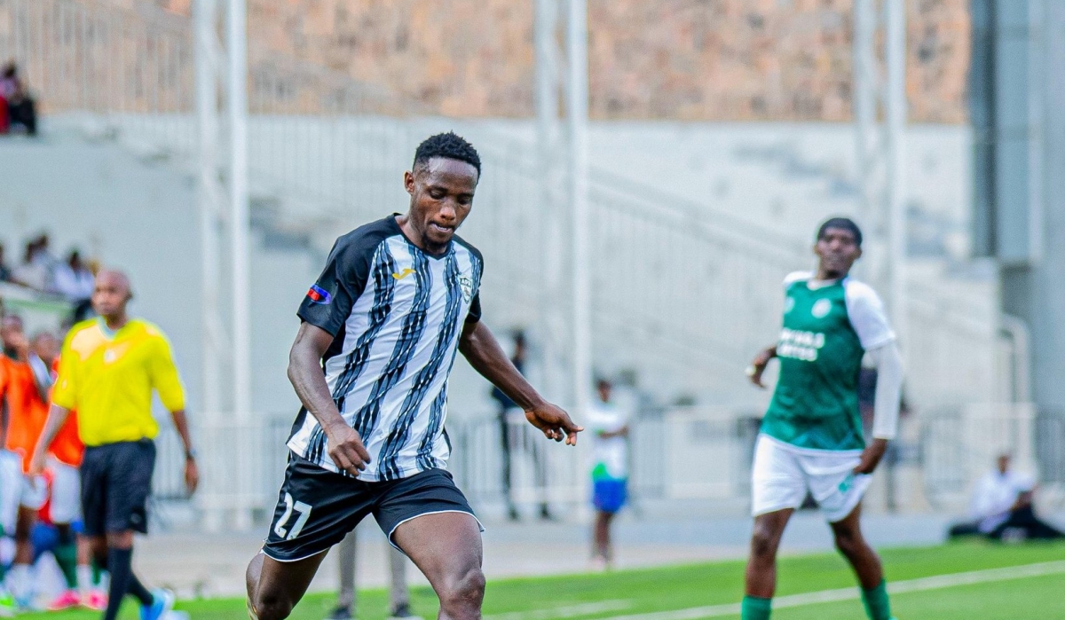 APR&#039;s Bosco Ruboneka in action during the game. Photo by APR FC media.