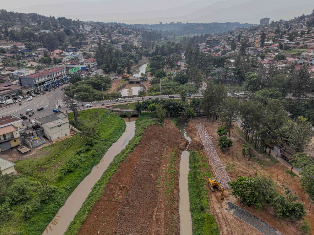 Nyabugogo wetland starts from the Kinamba area and is located between Gatsata, Muhima and Gisozi sectors. 