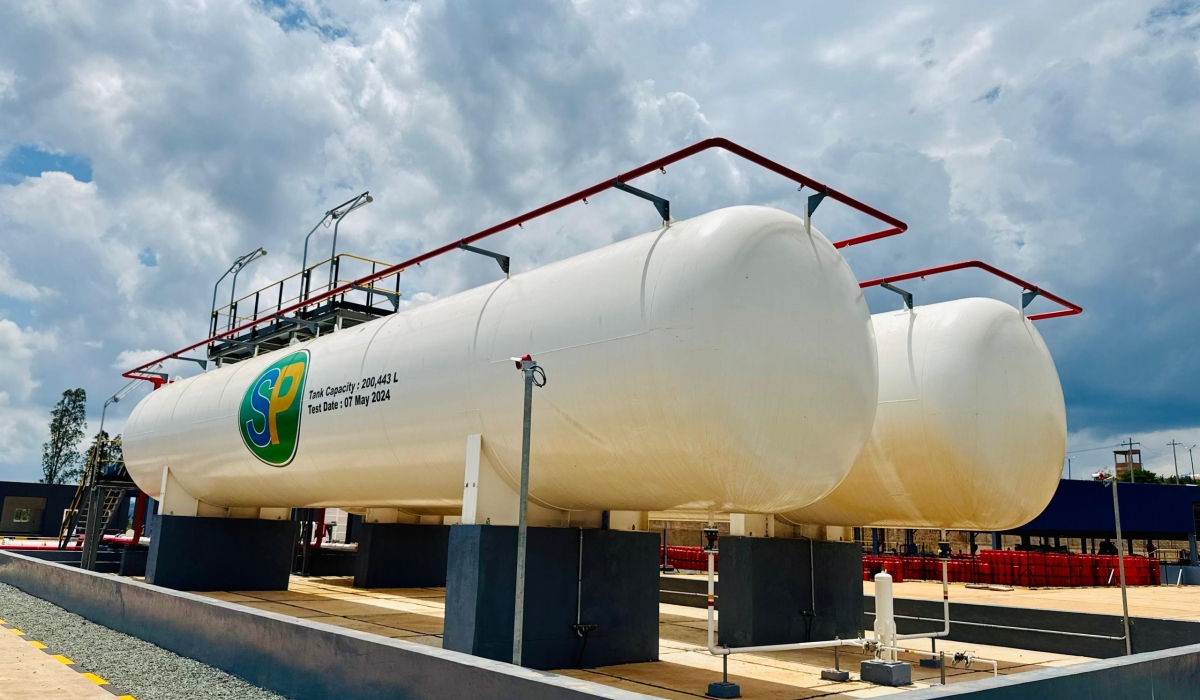 Two daily tanks are already set up at the cooking gas depot being constructed in Rusororo, with each having a capacity of more than 200,000 litres or 100 tonnes of LPG. Photo by Emmanuel Ntirenganya