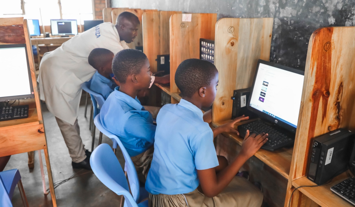 The government is seeking at least $300 million country’s internet coverage gap. Photo by Craish Bahizi