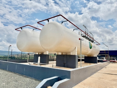 Two storage tanks, each with a capacity of over 200,000 litres (100 tonnes) of LPG, are already installed at the cooking gas depot under construction in Rusororo. Photo by Emmanuel Ntirenganya
