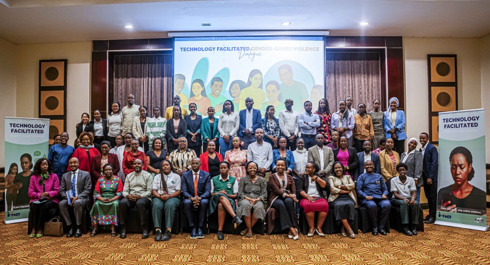 Officials and delegates pose for a group photo at the meeting in Kigali. Photos by Kellya Keza 