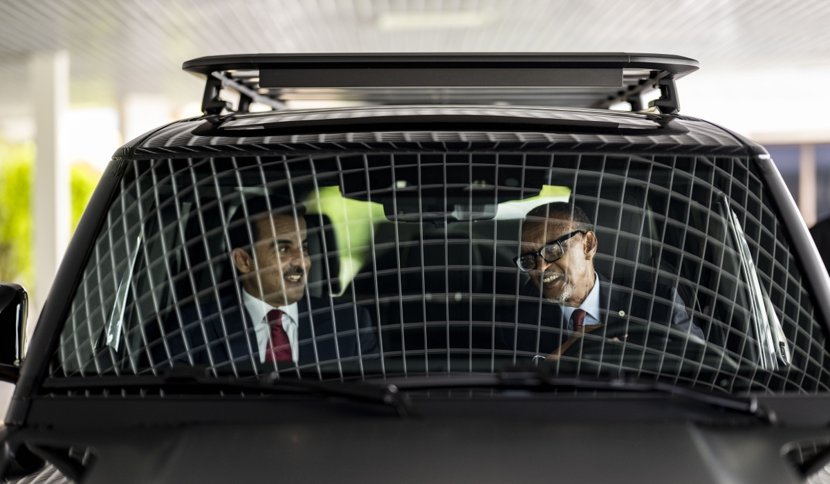 President Kagame drives with Sheikh Tamim bin Hamad Al Thani, the Emir of Qatar, after his arrival at Kigali International Airport on November 20. Photo by Village Urugwiro