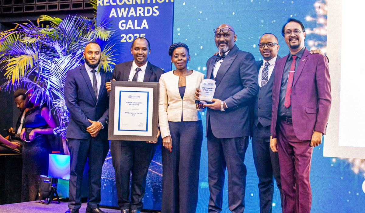 Christine Nkulikiyinka, the Minister of Public Service and Labour (C), congratulated the awardees at Mövenpick Kigali on Thursday, November 20, 2025. Photos by Kellya Keza.
